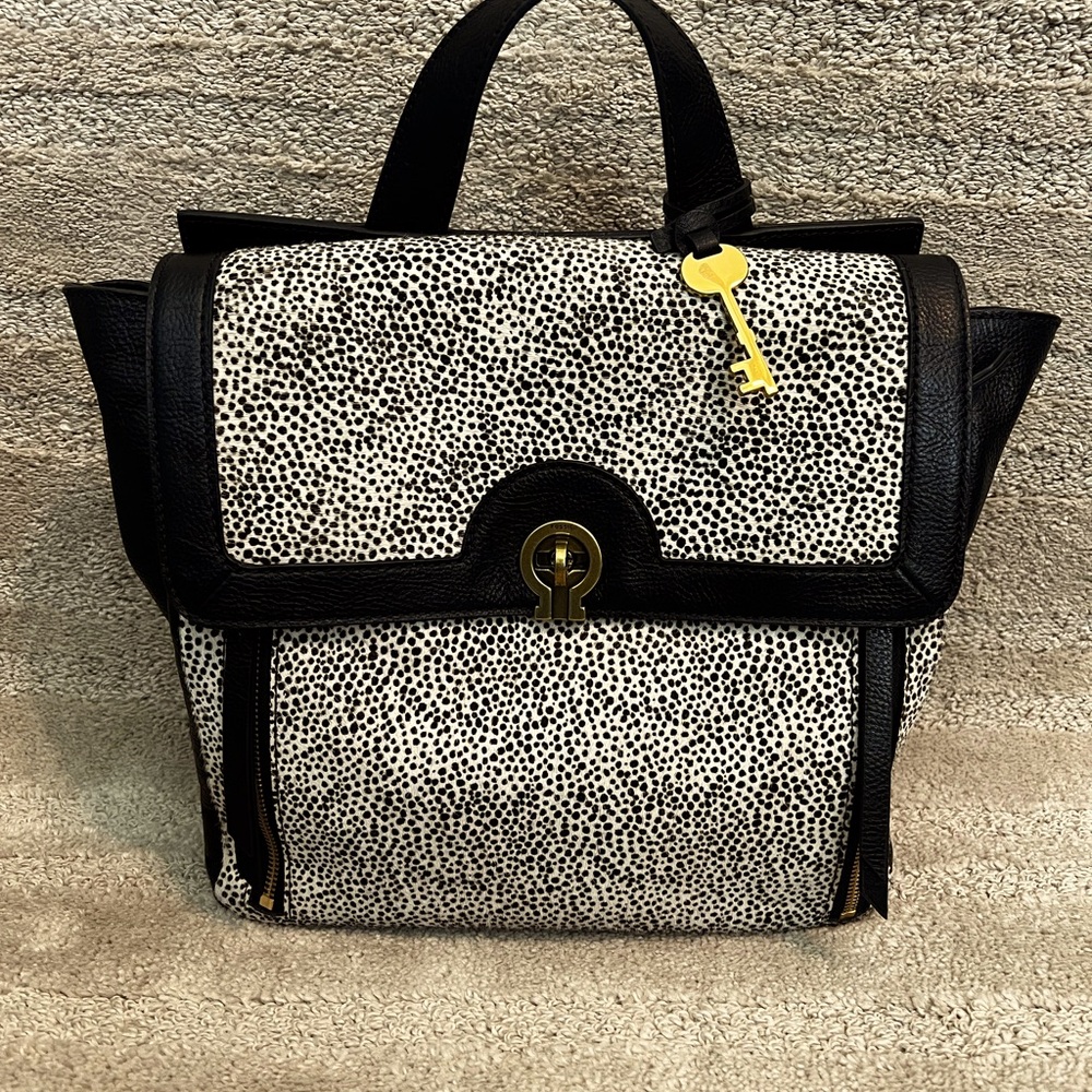 ❤️ Fossil Amelia White Cheetah Black Leather Backpack Shoulder Bag ZB7856504 FS